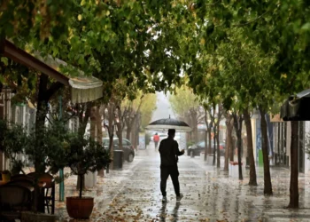 Έκτακτο δελτίο καιρού από την ΕΜΥ: Βροχές, καταιγίδες, κεραυνοί και χαλάζι