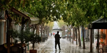 Έκτακτο δελτίο καιρού από την ΕΜΥ: Βροχές, καταιγίδες, κεραυνοί και χαλάζι