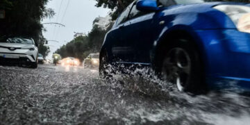 Καιρός: Πλησιάζει ισχυρή κακοκαιρία με βροχοθύελλες, χαλάζι και έντονες καταιγίδες – «Κίνδυνος για πλημμύρες»