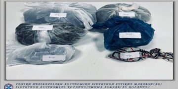 62χρονος στην Κοζάνη είχε στο σπίτι του μισό κιλό κάνναβης – Συνελήφθη από την ΟΠΚΕ