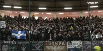 VIDEO: Η φοβερή ατμόσφαιρα που δημιούργησαν οι 6000 ΠΑΟΚτζήδες οπαδοί στο Ολντ Τράφορντ