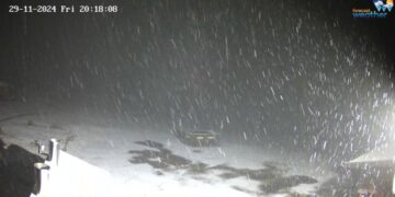 Φλώρινα: Πυκνές χιονοπτώσεις στο Χ/Κ Πισοδερίου