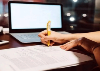 Voucher τουρισμού: Υπερκαλύφθηκε σε δύο ημέρες ο αριθμός των 20.000 δικαιούχων