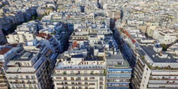 Θεσσαλονίκη: Πωλούν μέχρι και τον… αέρα σε ταράτσες ακινήτων