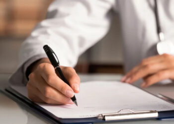 Ισόβια και πρόστιμο 690.000 ευρώ σε γιατρό από τη Θεσσαλονίκη – Κύκλωμα εισήγαγε κοκαΐνη σε κοντέινερ με μπανάνες