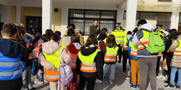 «Κυκλοφορώ… με Ασφάλεια»: Ενημερωτική δράση του Τμήματος Τροχαίας Κοζάνης – Περίπατος μαθητών μέσα στην πόλη