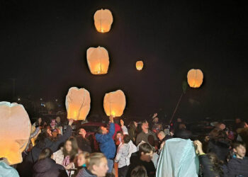 Φεστιβάλ Σοκολάτας και Φαναράκια των Ευχών στο Αμύνταιο (Φωτογραφίες)