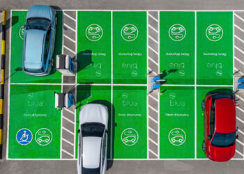 Χριστουγεννιάτικη προσφορά για τον Δεκέμβριο στο δίκτυο της  ΔΕΗ blue σε συνεργασία με τη Visa