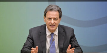 Θ. Σκυλακάκης: Κατέθεσε τροπολογία για την επιδότηση οφειλών των ΔΕYΑ προς παρόχους ηλεκτρικής ενέργειας