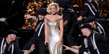 Οι μουσικές επιλογές του e-ptolemeos.gr: Kellie Pickler – The Man With The Bag (Live 2013)