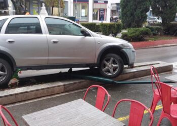 Τροχαίο ατύχημα στο κέντρο της Πτολεμαΐδας