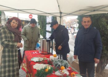 Κεράσματα και ευχές, από το Σύλλογο Μικρασιατών Πτολεμαΐδας! (Ρεπορτάζ της Κούλας Πουλασιχίδου)