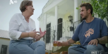 Ο Άκης Πετρετζίκης ανακαλύπτει την Καστοριά με το Akis’ Food Tour – Δείτε όλο το επεισόδιο