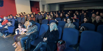 Με μεγάλη επιτυχία πραγματοποιήθηκε η Θεατρική Παράσταση Αγέλαστη Πολιτεία, στο Αμύνταιο