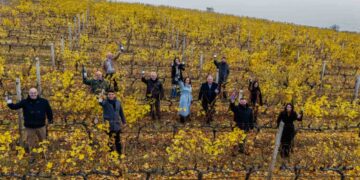 Αμύνταιο: Περπατήσαμε στους αμπελώνες και δοκιμάσαμε τα κρασιά των τεσσάρων Λιμνών – Άρθρο του “Γαστρονόμου”