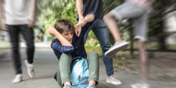 Το Υπουργείο Υγείας θέλει να ανιχνεύει τους ανήλικους με αποκλίνουσα συμπεριφορά – Ποια είναι η πολιτική δράση