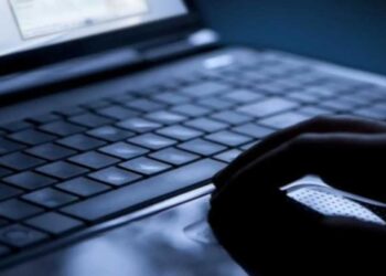 Θεσσαλονίκη: Χειροπέδες σε άνδρα που απειλούσε μέσω social media δικαστικούς επιμελητές