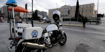 Αστυνομικός Βουλής: Σημάδια από καψίματα και ουλές – Τι έδειξε η ιατροδικαστική στην 35χρονη