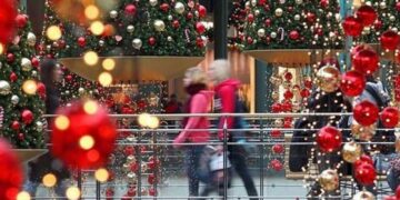 Εορταστική αγορά με ανοιχτά καταστήματα τρεις(3) Κυριακές- Αναζητούν οικονομική ένεση τα μαγαζιά της Κοζάνης