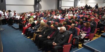 Στο πνεύμα των Χριστουγέννων η Χορωδιακή Συνάντηση στη Φλώρινα (Βίντεο + Φωτο)