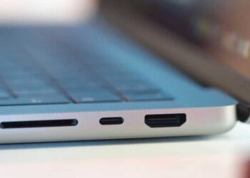 Ένας φορτιστής για όλα: Τι αλλάζει από αύριο στις ηλεκτρονικές συσκευές