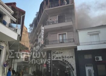 Τραγωδία σε ξενοδοχείο της Καλαμπάκας: Νεκρός ο ιδιοκτήτης που πήδηξε από το μπαλκόνι για να σωθεί (βίντεο)