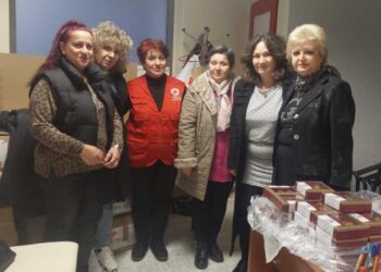 Πακέτα “αγάπης” , για την ενίσχυση του ανθρωπιστικού έργου του Π.Τ. Ε.Ε.Σ. Πτολεμαΐδας, από τη ΣΑΕΚ Πτολεμαΐδας (ρεπορτάζ της Κούλας Πουλασιχίδου)
