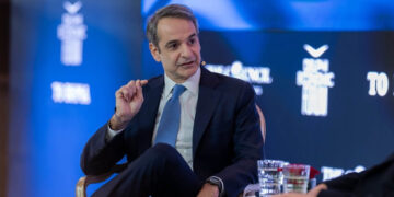 Μητσοτάκης: “Η Ευρώπη αλλάζει κυβερνήσεις και η Ελλάδα αντιπολίτευση” – Τι είπε για Τραμπ