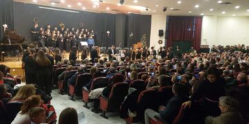 Πανδαισία Μουσικής και Ήχων στη Χριστουγεννιάτικη Συναυλία του Μουσικού Σχολείου Πτολεμαΐδας! (ρεπορτάζ της Κούλας Πουλασιχίδου)