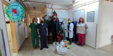 Διάθεση παιχνιδιών στην Παιδιατρική Κλινική του Μαμάτσειου από την Ένωση Στρατιωτικών Κοζάνης