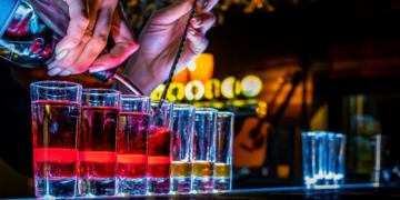 Πώς δρούσε το κύκλωμα που διακινούσε λαθραία ποτά – Πάνω από 3.000.000 ευρώ η ζημιά για το Δημόσιο