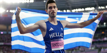 Μίλτος Τεντόγλου: Δωρεά σε αθλητές στα Γρεβενά – «Δεν ξέχασε από πού ξεκίνησε»