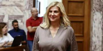 Εκτός ΣΥΡΙΖΑ η Ράνια Θρασκιά- Επιστολή ανεξαρτητοποίησης στον Πρόεδρο της Βουλής