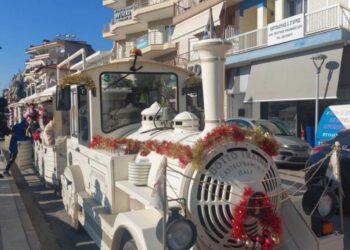 “Πόλος έλξης” , για μικρούς και μεγάλους το Χριστουγεννιάτικο Τρενάκι του Δήμου Εορδαίας! (ρεπορτάζ της Κούλας Πουλασιχίδου)