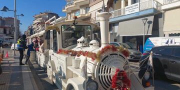 “Πόλος έλξης” , για μικρούς και μεγάλους το Χριστουγεννιάτικο Τρενάκι του Δήμου Εορδαίας! (ρεπορτάζ της Κούλας Πουλασιχίδου)