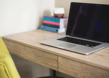 Voucher για laptop και tablet: Ο αστερίσκος για επιδότηση έως 1.600 ευρώ