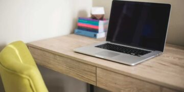 Voucher για laptop και tablet: Ο αστερίσκος για επιδότηση έως 1.600 ευρώ