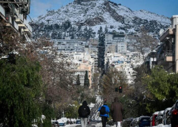 Πώς θα κάνουμε τελικά Χριστούγεννα; Το «καιρικό καρουζέλ» και οι «χιονοεκπλήξεις» – Οι τελευταίες προγνώσεις