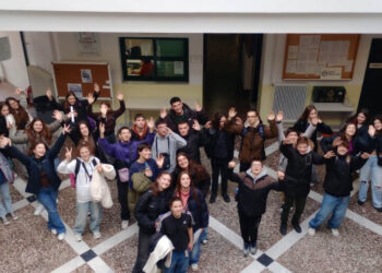 Μαθητές από την Πτολεμαΐδα δημιούργησαν Ραδιοφωνική Εκπομπή (Ηχητικό)