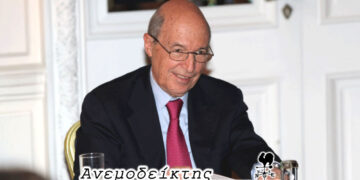 Κ. Σημίτης: Η ιστορία, πλέον, θα κρίνει το έργο του – Ο Ανεμοδείκτης σχολιάζει (8/1)