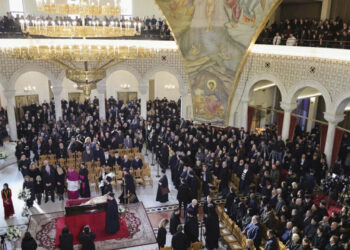 Η εξόδιος ακολουθία του Αρχιεπισκόπου Αναστάσιου (live)