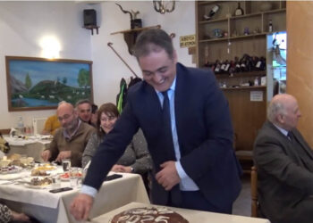 «Άλλοι κατεβαίνουν από το καράβι, άλλοι ανεβαίνουν»- Η κοπή πίτας της παράταξης Κοκκαλιάρη