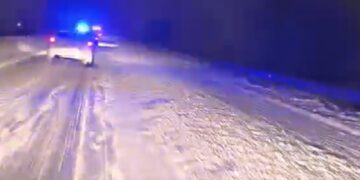 ΤΩΡΑ: Η κατάσταση στο οδικό δίκτυο Κοζάνης – Πτολεμαΐδας (video με πολύ χιόνι στους δρόμους)