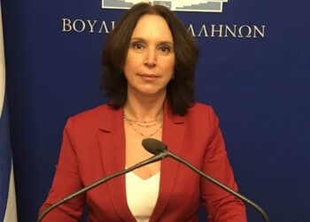 Η Καλλιόπη Βέττα ζητά άμεσες παρεμβάσεις για τη Δυτική Μακεδονία και την απολιγνιτοποίηση