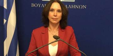 Η Καλλιόπη Βέττα ζητά άμεσες παρεμβάσεις για τη Δυτική Μακεδονία και την απολιγνιτοποίηση