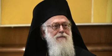 Εκτάκτως στο χειρουργείο ο Αρχιεπίσκοπος Αλβανίας Αναστάσιος