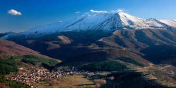 Άσκιο: Διαδρομή σε ένα διαφορετικό βουνό χωρίς σκιά στην Δυτική Μακεδονία