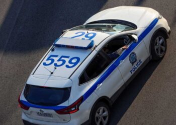 Καθηγητής συνελήφθη για γενετήσιες πράξεις με 14χρονη: Το ραντεβού στην Ηλιούπολη και τα μηνύματα που της έστελνε