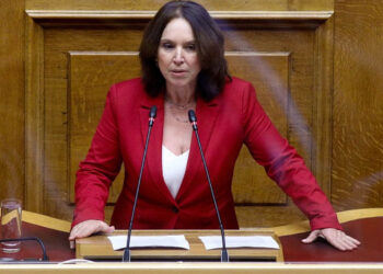 Ενίσχυση του τουρισμού στην Δυτική Μακεδονία, ζητά η Καλλιόπη Βέττα από την κυβέρνηση