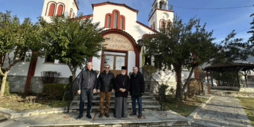 Ο Πρόεδρος Τ.Κ. Καταφυγίου του Δήμου Βελβεντού Ιωάννης Τζέλλας με συνεργάτες του, στον Άγιο Διονύσιο Βελβεντού – Του παπαδάσκαλου Κωνσταντίνου Ι. Κώστα